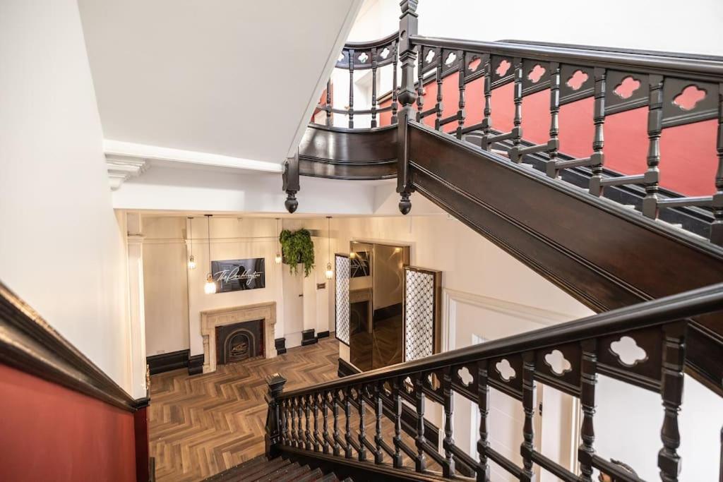 The Pocklington - The Golden Mile Suite Лестер Экстерьер фото