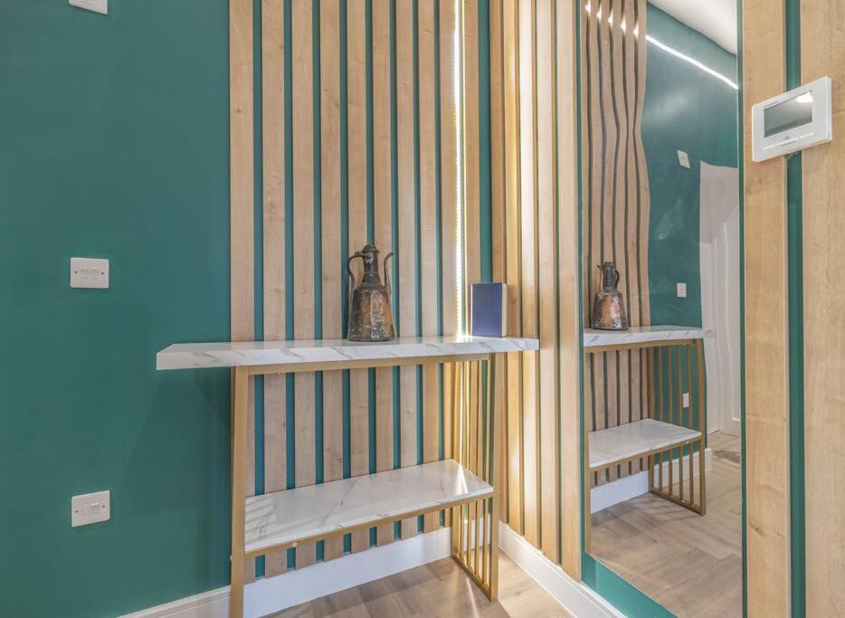 The Pocklington - The Golden Mile Suite Лестер Экстерьер фото