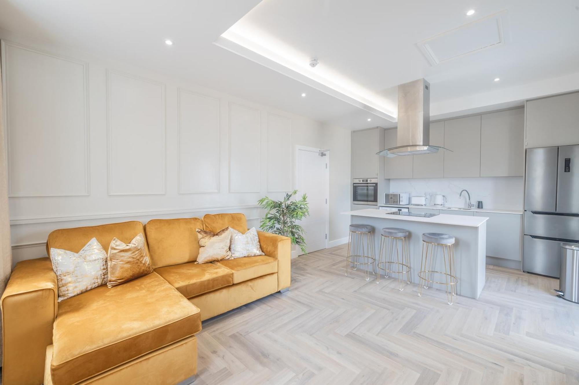 The Pocklington - The Golden Mile Suite Лестер Экстерьер фото